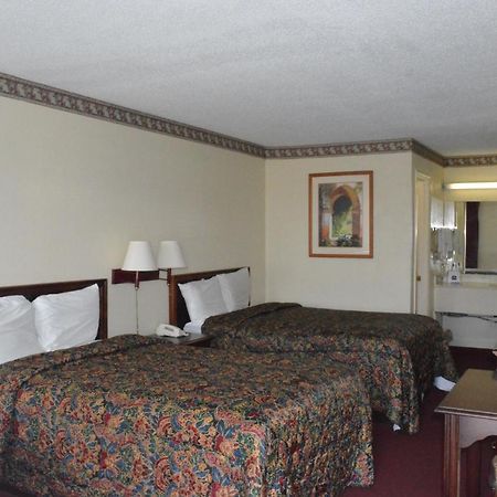 Knights Inn Hurricane Mills Luaran gambar
